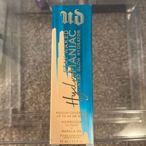 Urban Decay Stay Naked Hydromaniac